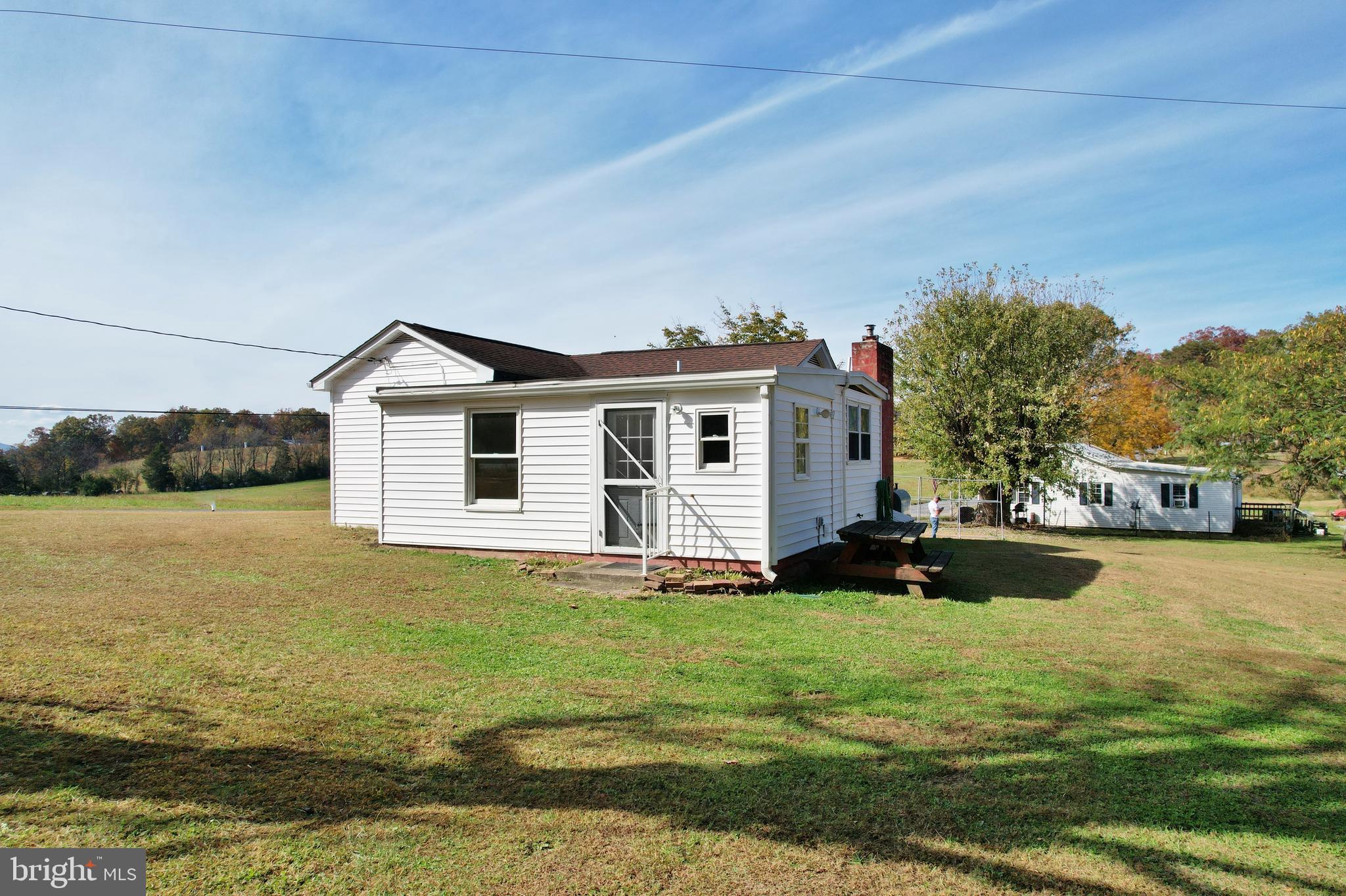 1453 Redman Store Road Luray, VA 22835 - Photo 3 of 36 Gallery Image 3