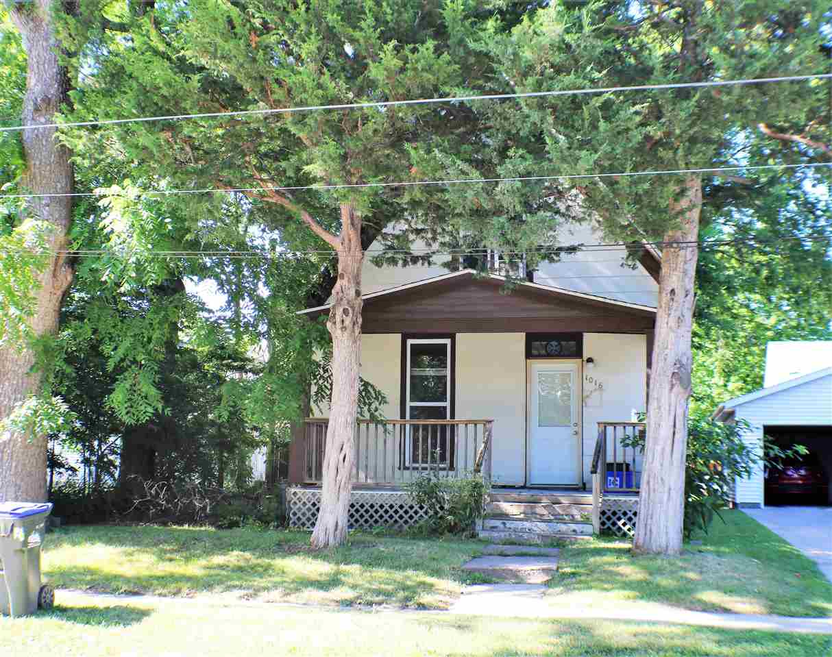 1016 Rochester Avenue Iowa City, IA 52245 - Photo 3 of 22 Gallery Image 3