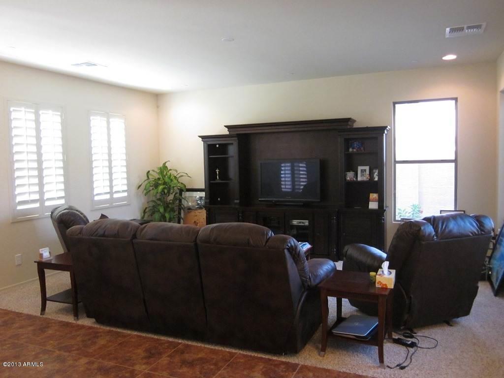 3580 South Ranger Trail Gilbert, AZ 85297 - Photo 6 of 23 img4