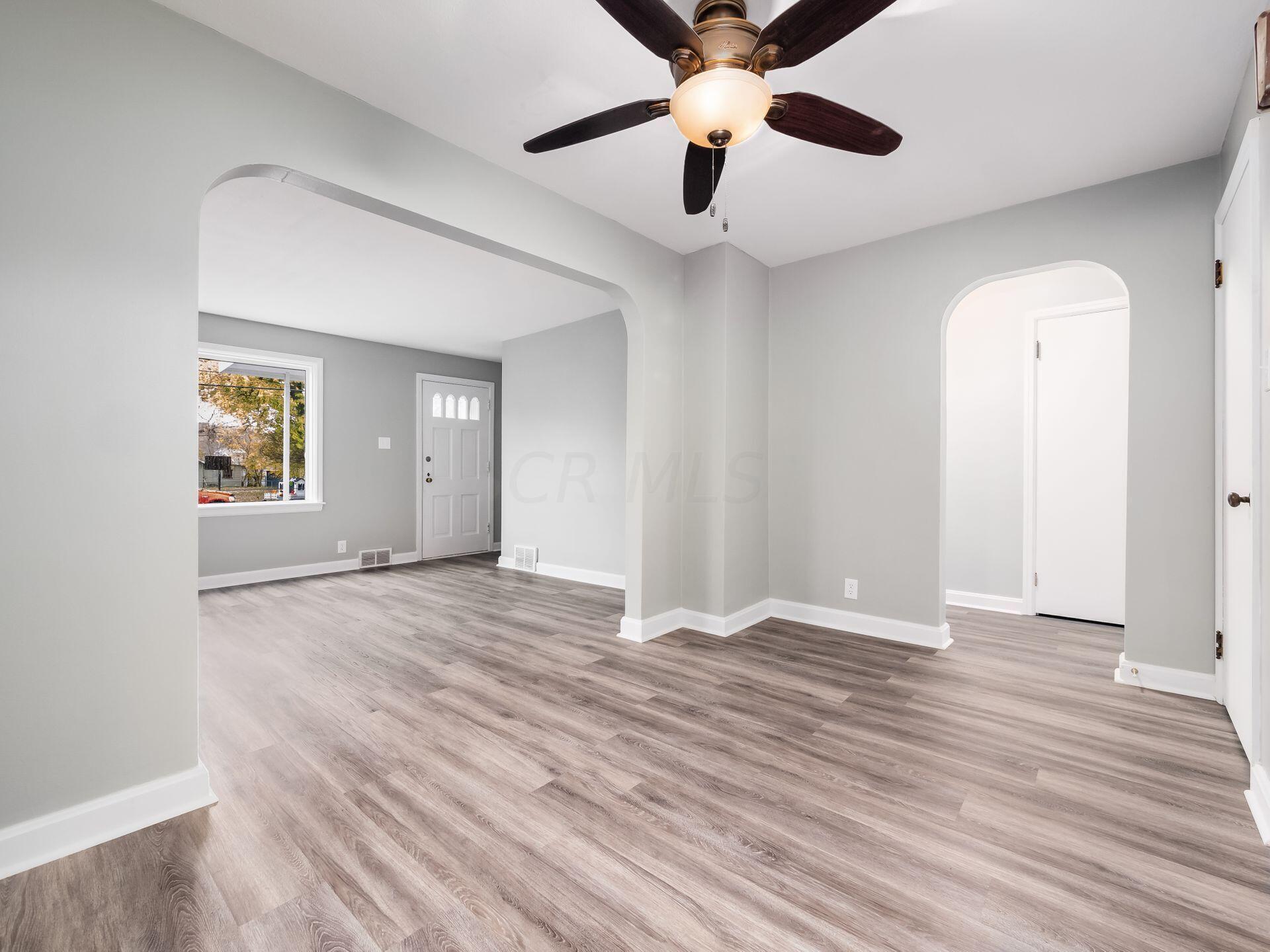 826 Sheridan Road Marion, OH 43302 - Photo 7 of 30 Dining Room
