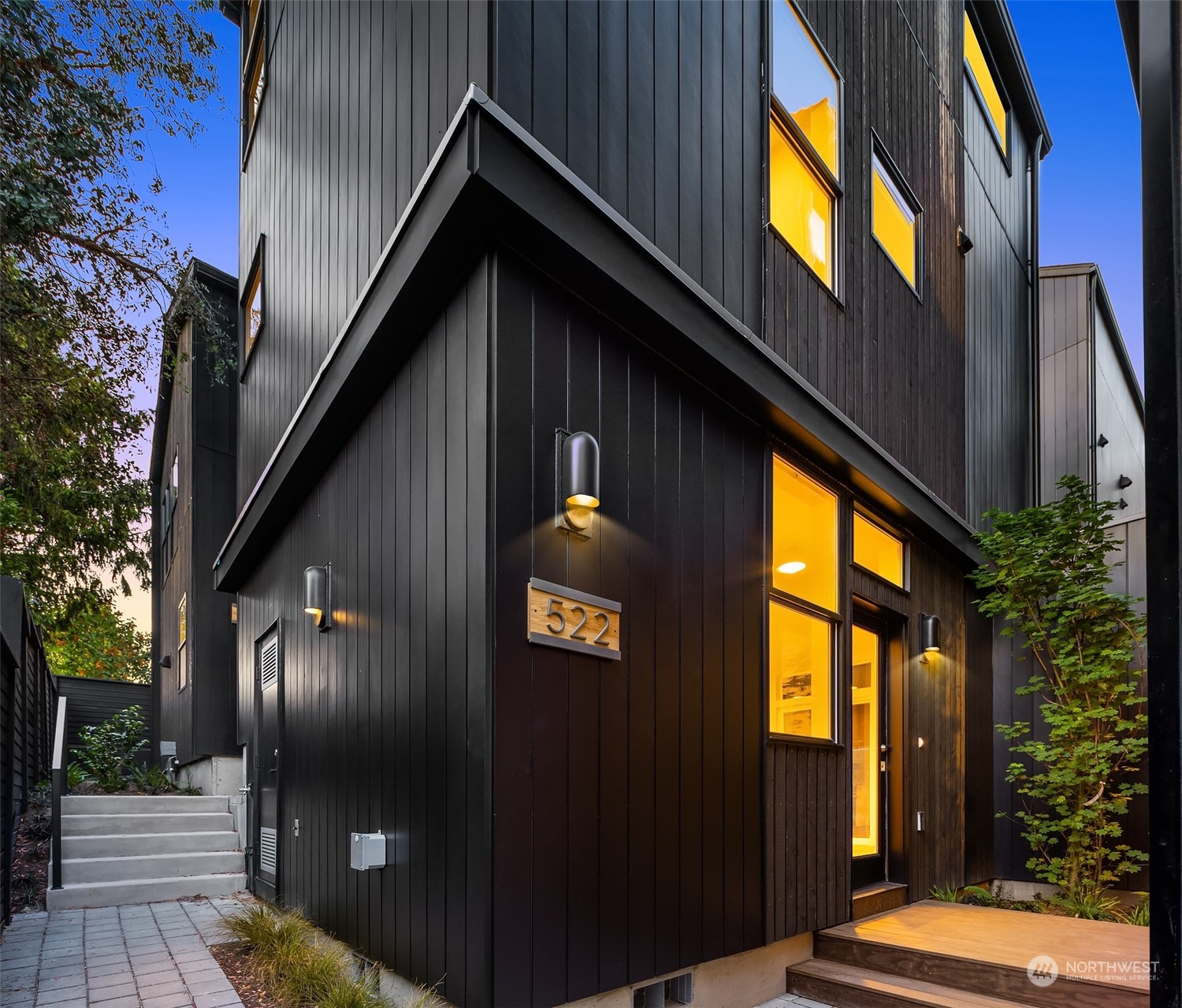522 North 86th Street Seattle, WA 98103 - Photo 1 of 24 Gallery Image 1
