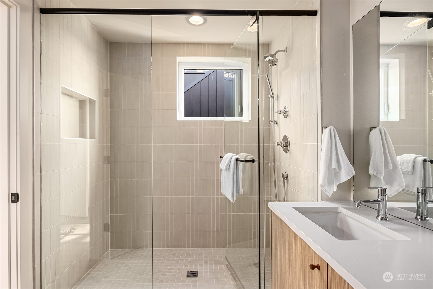 522 North 86th Street Seattle, WA 98103 - Photo 21 of 24 Gallery Image 21