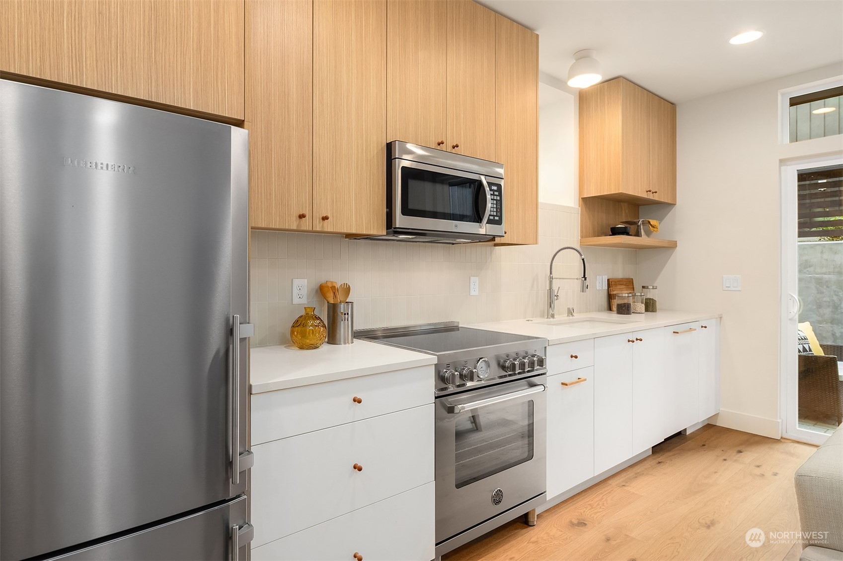 522 North 86th Street Seattle, WA 98103 - Photo 5 of 24 Gallery Image 5