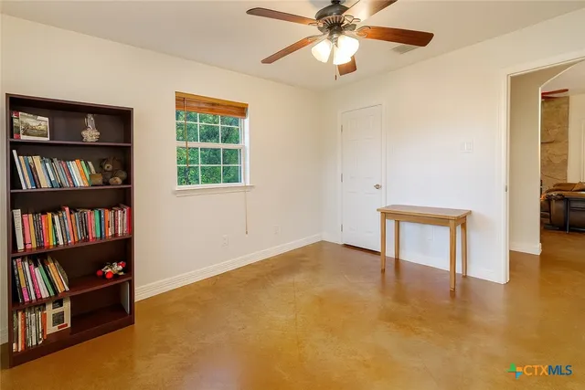 $378,900 | 1652 Homestead Drive, Kempner, TX 76539