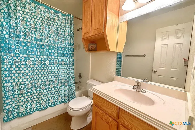 $378,900 | 1652 Homestead Drive, Kempner, TX 76539