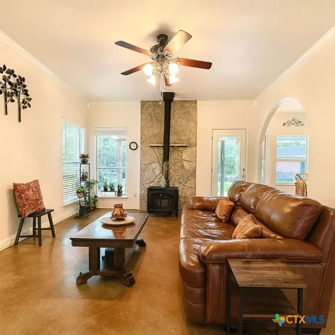 $378,900 | 1652 Homestead Drive, Kempner, TX 76539