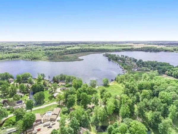 $700,000 | 2523 Vanhorn Court, Allegan, MI 49010