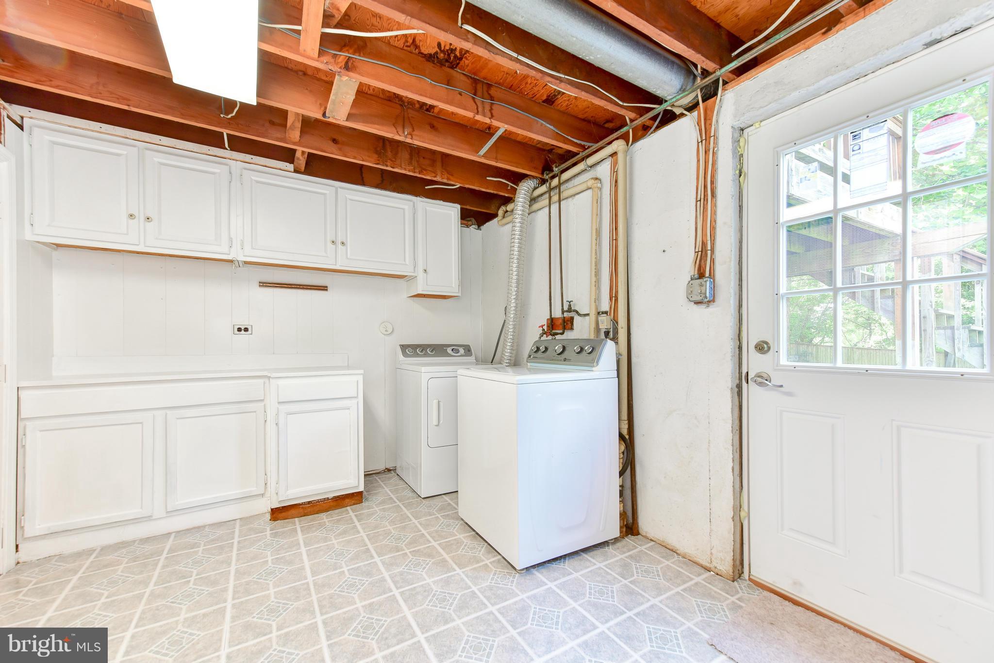 3711 Kidder Road Clinton, MD 20735 - Photo 25 of 30 Laundry Room
