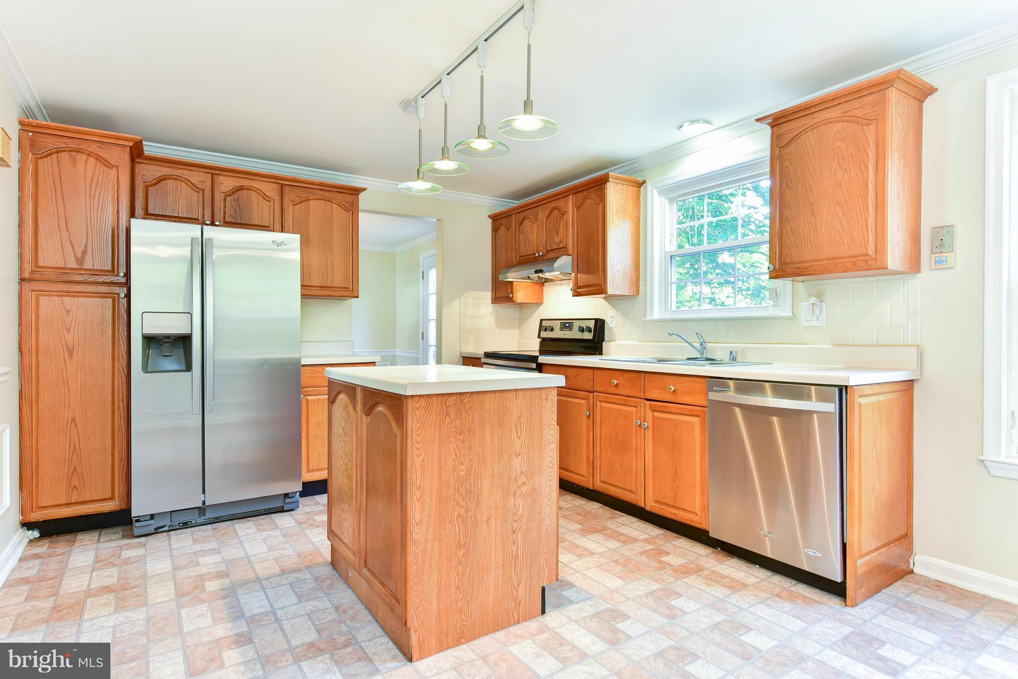 3711 Kidder Road Clinton, MD 20735 - Photo 9 of 30 Kitchen