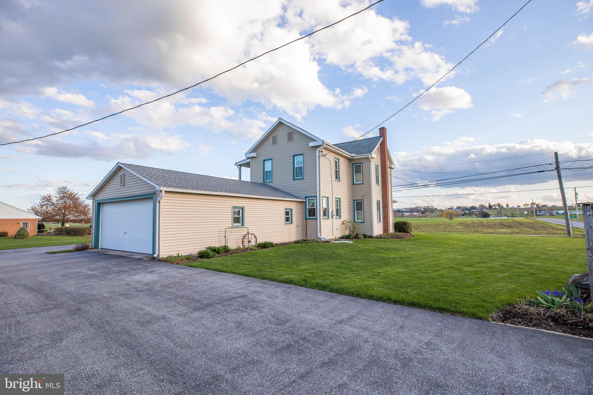 789 Temperance Hill Road Lititz, PA 17543 - Photo 4 of 21