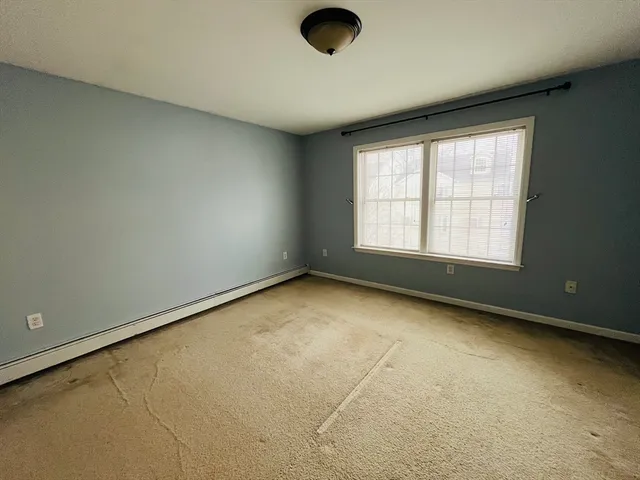 $2,700 | 37 Glen Avenue, Unit 12, Chelmsford, MA 01824