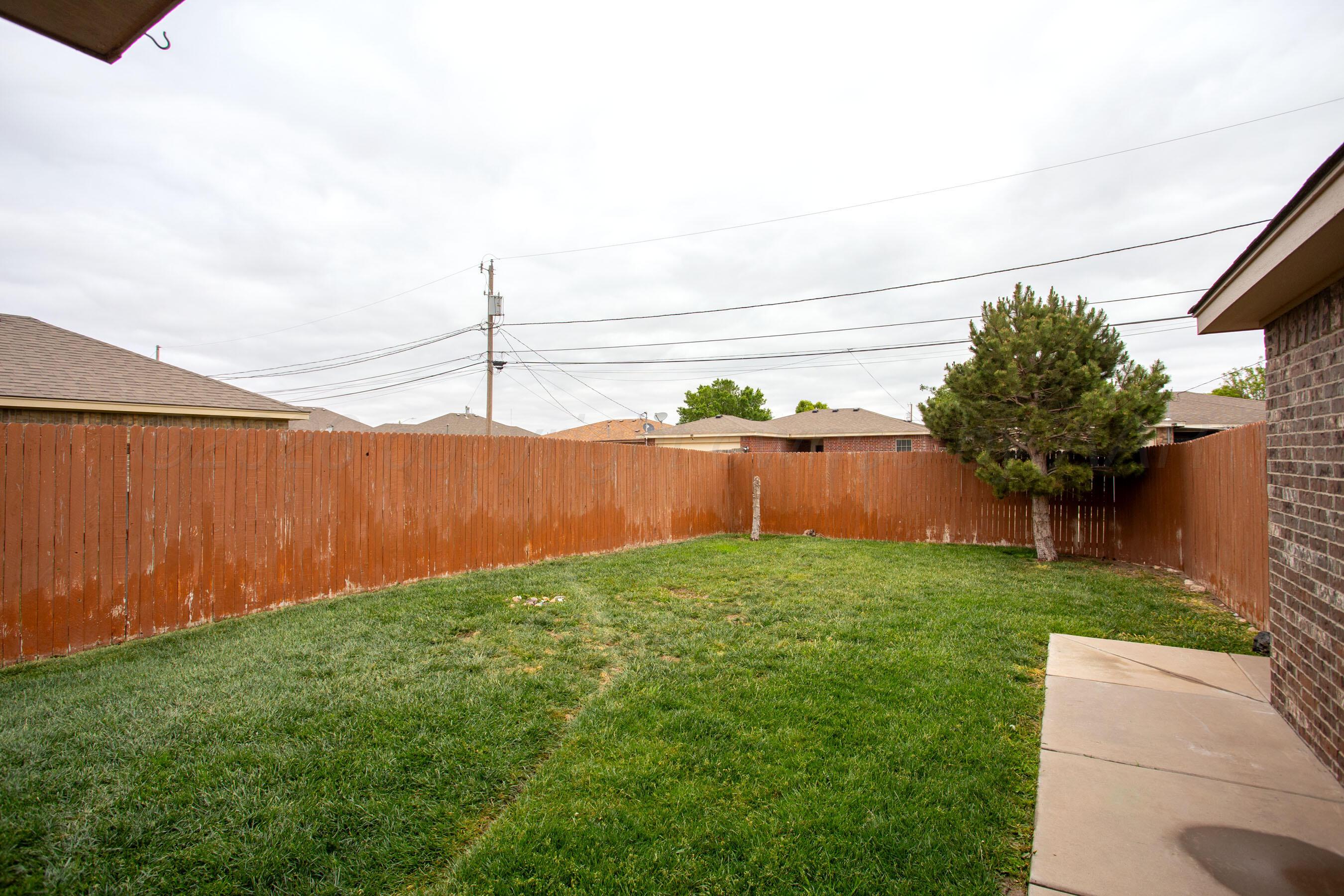 2800 Simkins Lane Amarillo, TX 79118 - Photo 22 of 23 Backyard