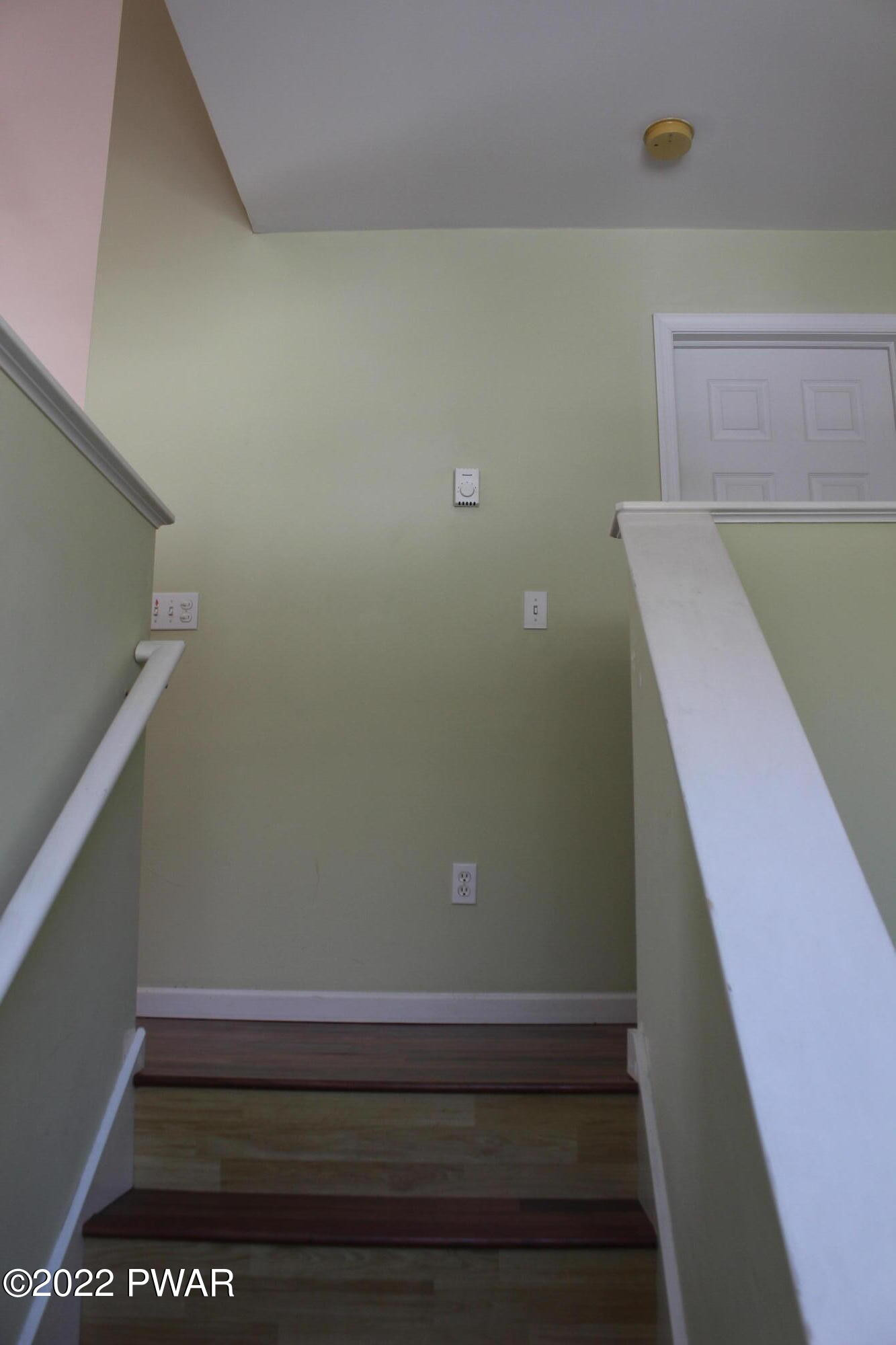 112 Waterwheel Road Milford, PA 18337 - Photo 4 of 23