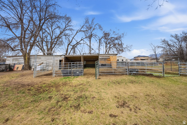 12341 South Redwood Road Riverton, UT 84065 - Photo 3 of 19