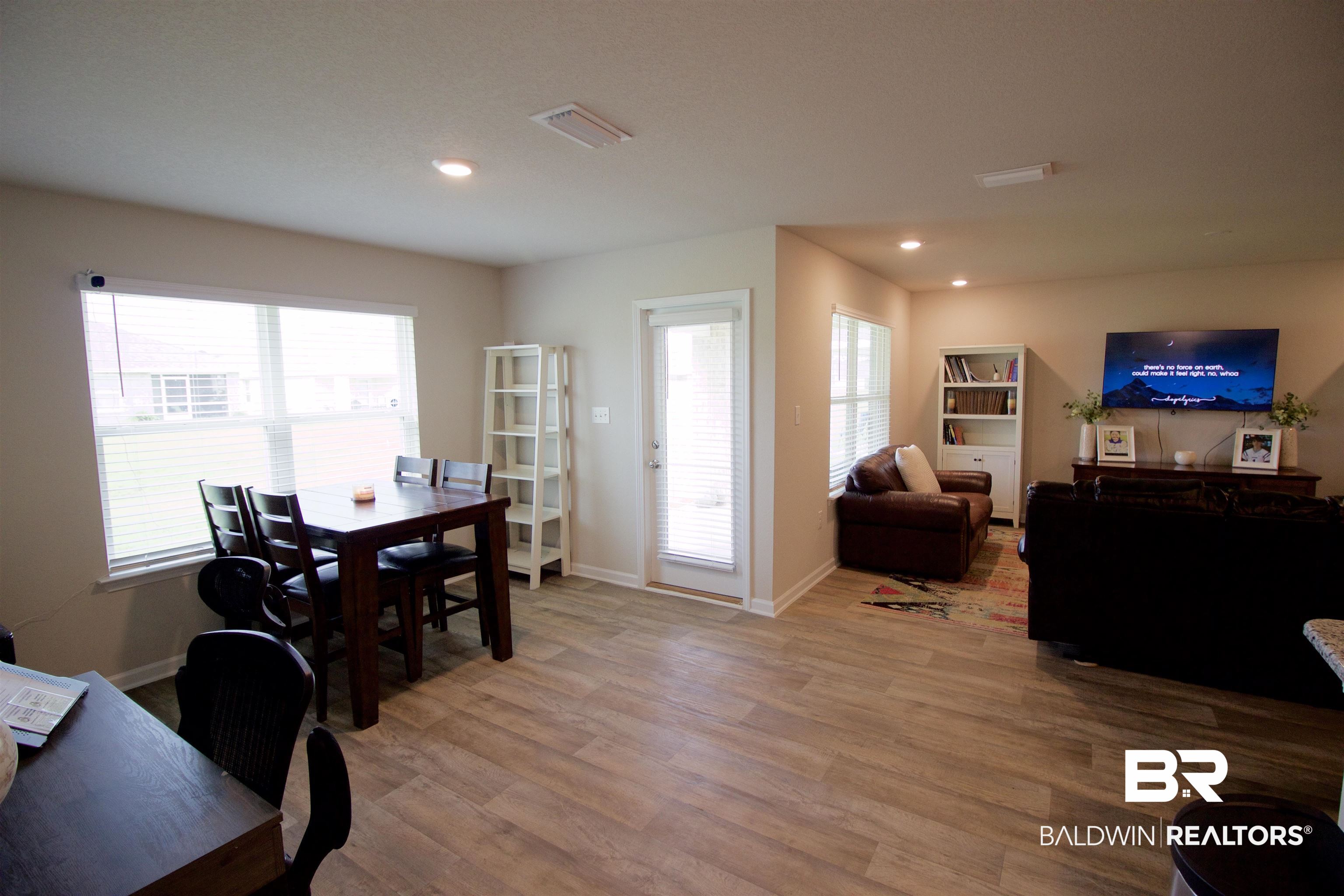 7982 Irwin Loop Daphne, AL 36526 - Photo 9 of 32 Gallery Image 9