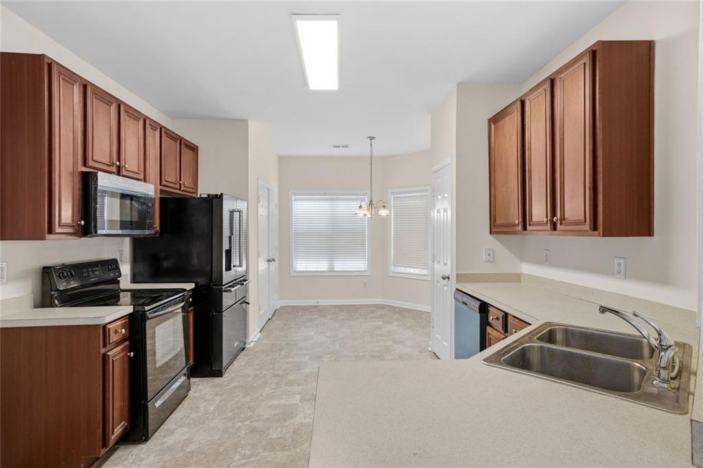 2555 Flat Shoals Road, Unit 1501 Atlanta, GA 30349 - Photo 7 of 22
