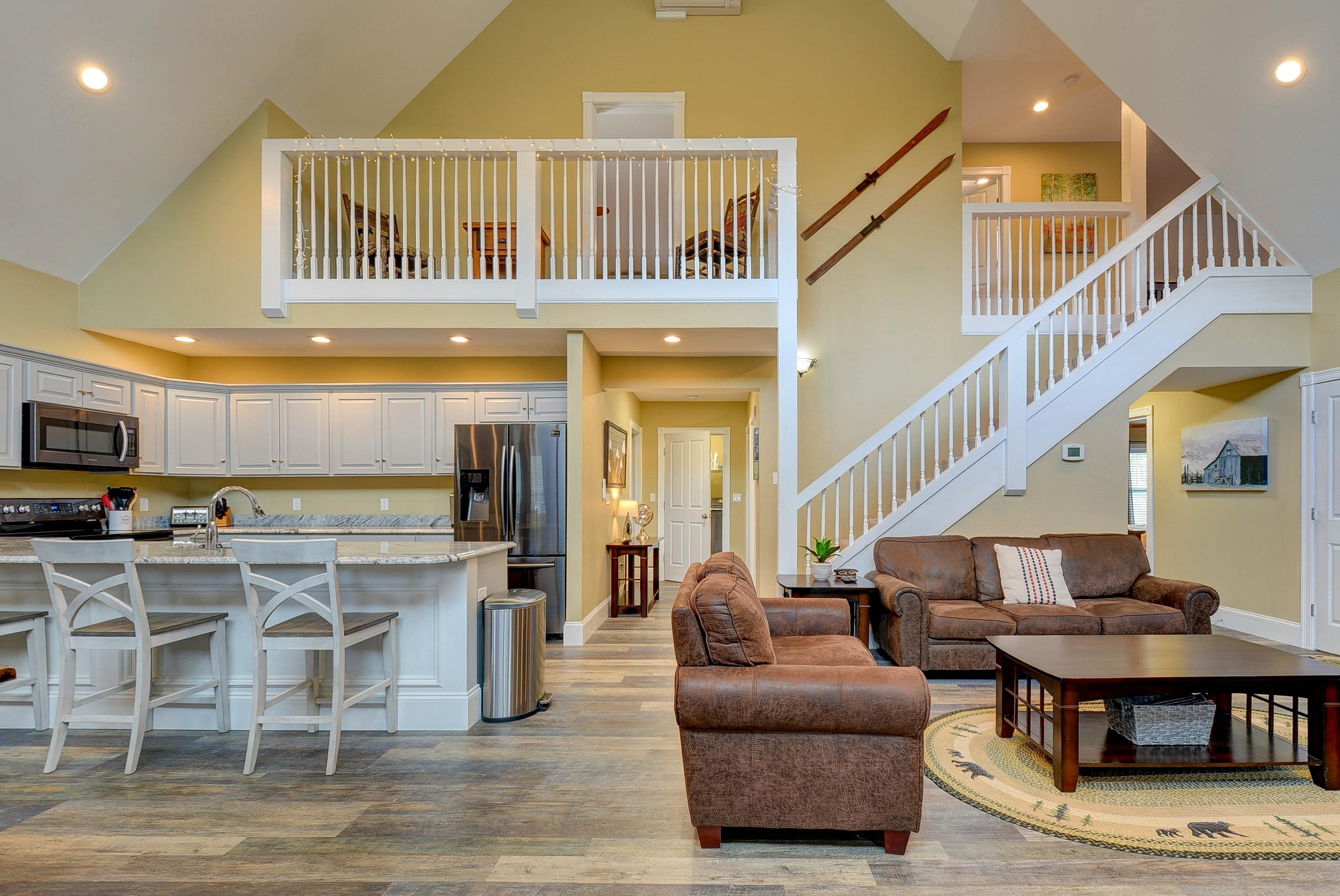 101 Cranmore Road, Unit 2 Conway, NH 03860 - Photo 3 of 48