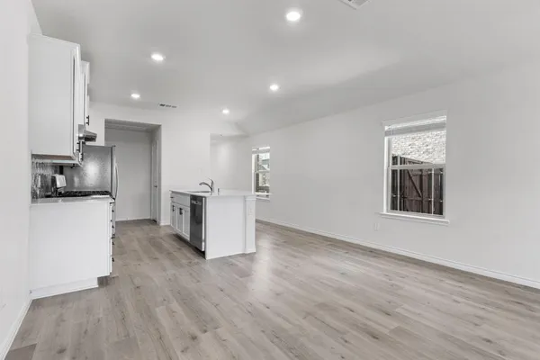 $2,200 | 601 Liliana Lane, Anna, TX 75409