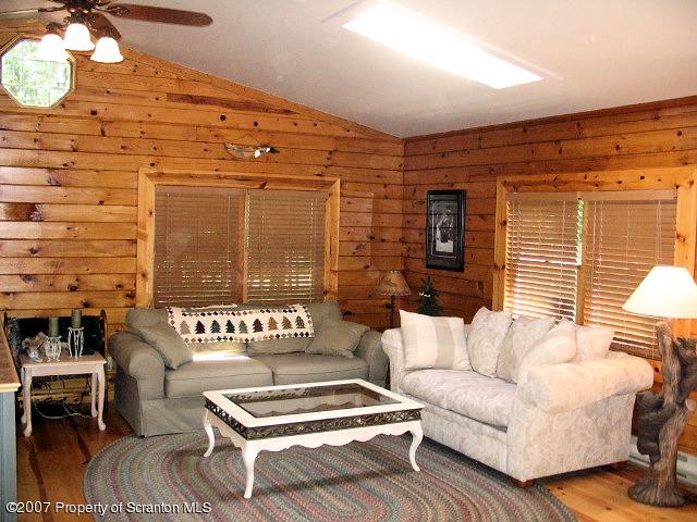 143 Johnson Road Canadensis, PA 18325 - Photo 2 of 15 Gallery Image 2