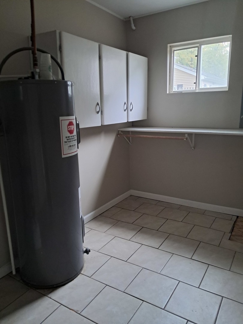 303 North Division Street Braidwood, IL 60408 - Photo 11 of 20 a view of utility room