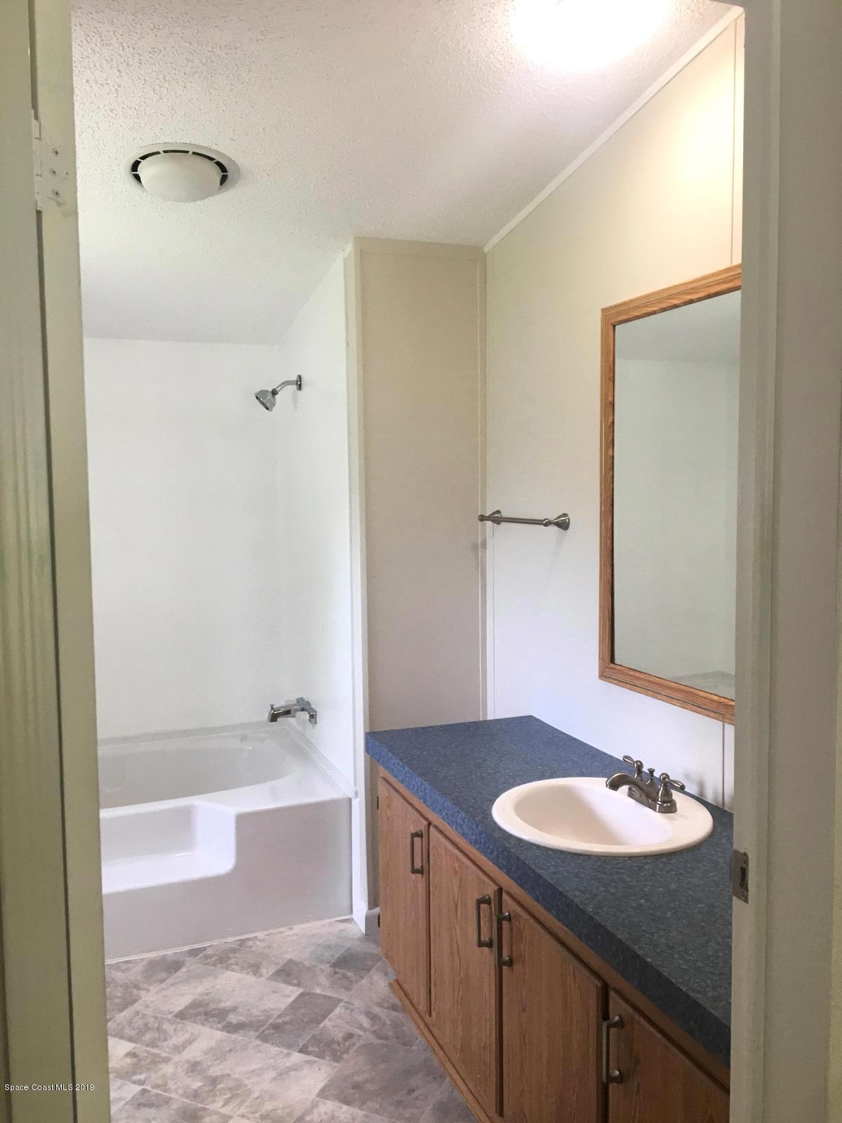 3425 Turnbull Road Mims, FL 32754 - Photo 20 of 32 3. 22. IMG_8242