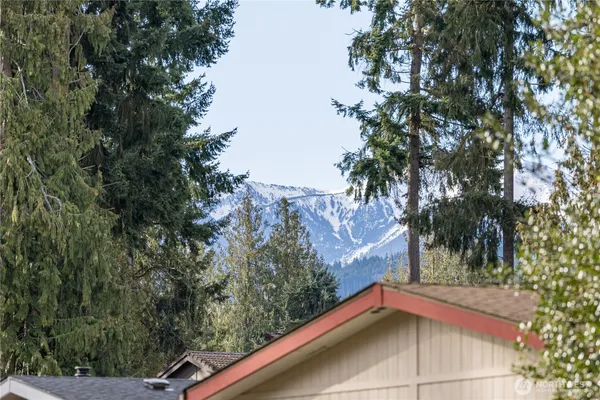 a view of a yard from a balcony
