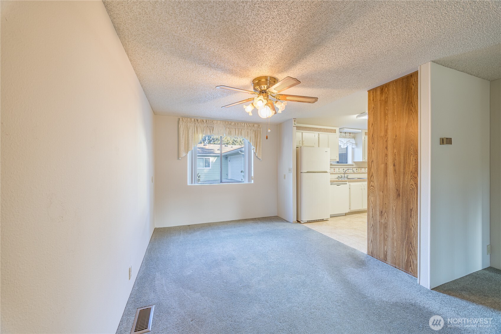 93 Fircrest Drive Sequim, WA 98382 - Photo 8 of 32