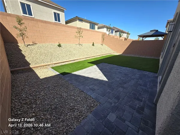 $2,700 | 10227 Estancia Hl Street, Las Vegas, NV 89141
