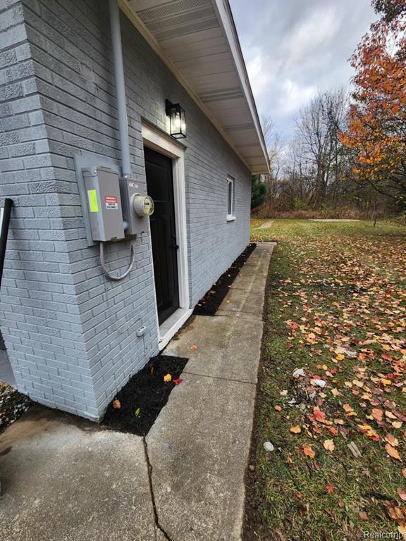 5059 West Pierson Road Flint, MI 48504 - Photo 6 of 49