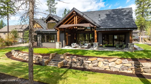 $1,950,000 | 1 East Gifted View Drive, Coeur D'Alene, ID 83814