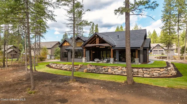 $1,950,000 | 1 East Gifted View Drive, Coeur D'Alene, ID 83814