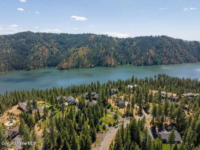 $1,950,000 | 1 East Gifted View Drive, Coeur D'Alene, ID 83814