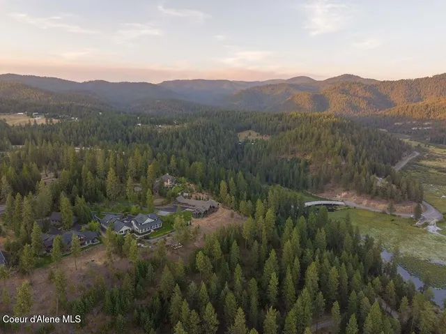 $1,950,000 | 1 East Gifted View Drive, Coeur D'Alene, ID 83814