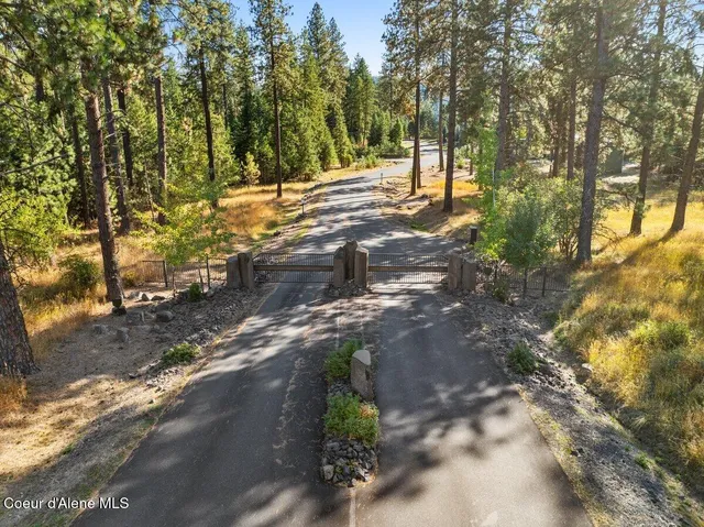 $1,950,000 | 1 East Gifted View Drive, Coeur D'Alene, ID 83814