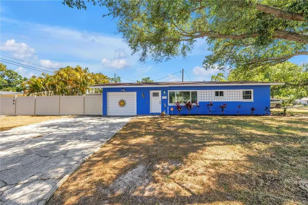 $450,000 | 5698 24th Terrace North, St. Petersburg, FL 33710