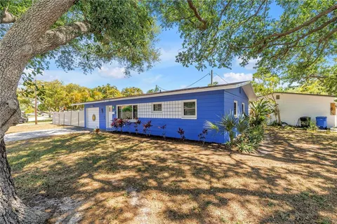 $450,000 | 5698 24th Terrace North, St. Petersburg, FL 33710