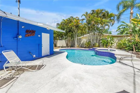 $450,000 | 5698 24th Terrace North, St. Petersburg, FL 33710