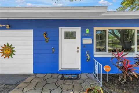 $450,000 | 5698 24th Terrace North, St. Petersburg, FL 33710