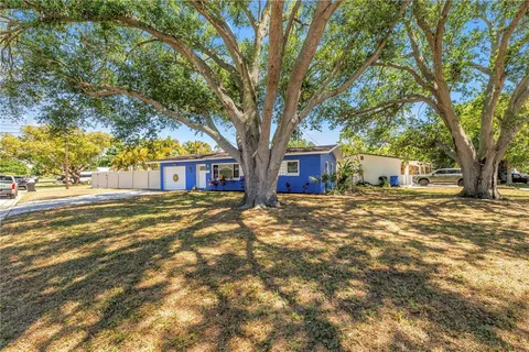 $450,000 | 5698 24th Terrace North, St. Petersburg, FL 33710