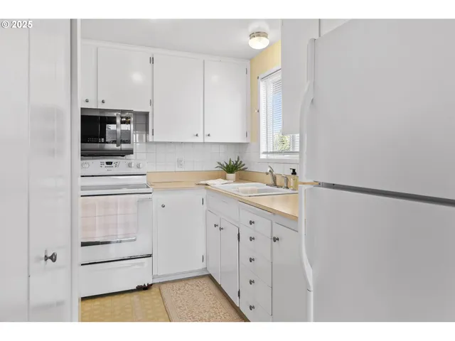 $294,900 | 1663 Sallal Road, Woodburn, OR 97071