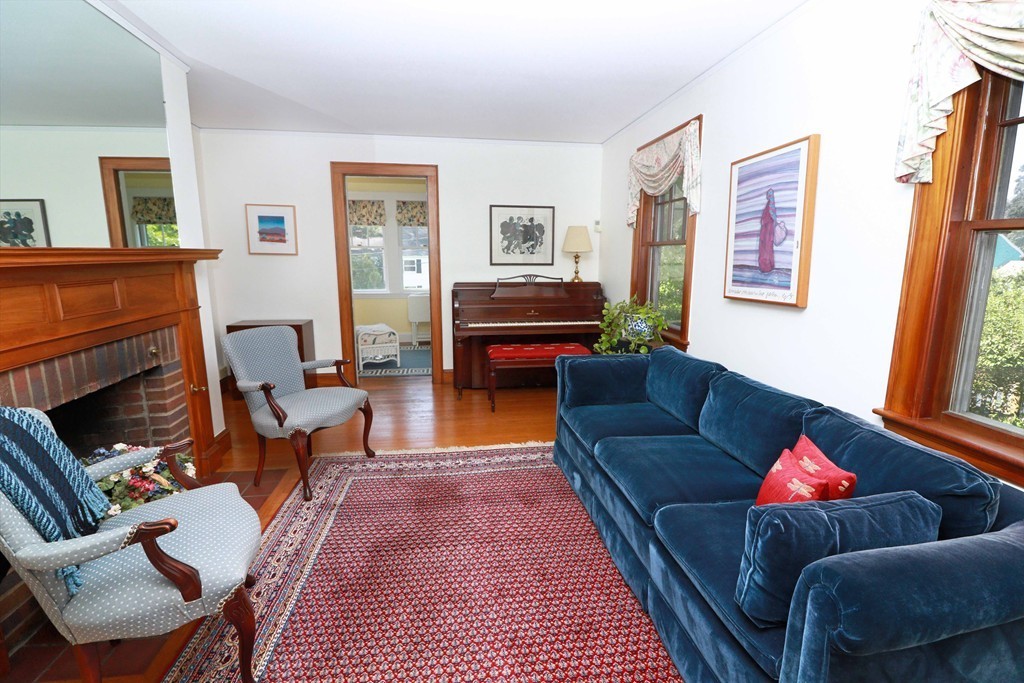 47 Avon Road Wellesley, MA 02482 - Photo 2 of 20 Gallery Image 2