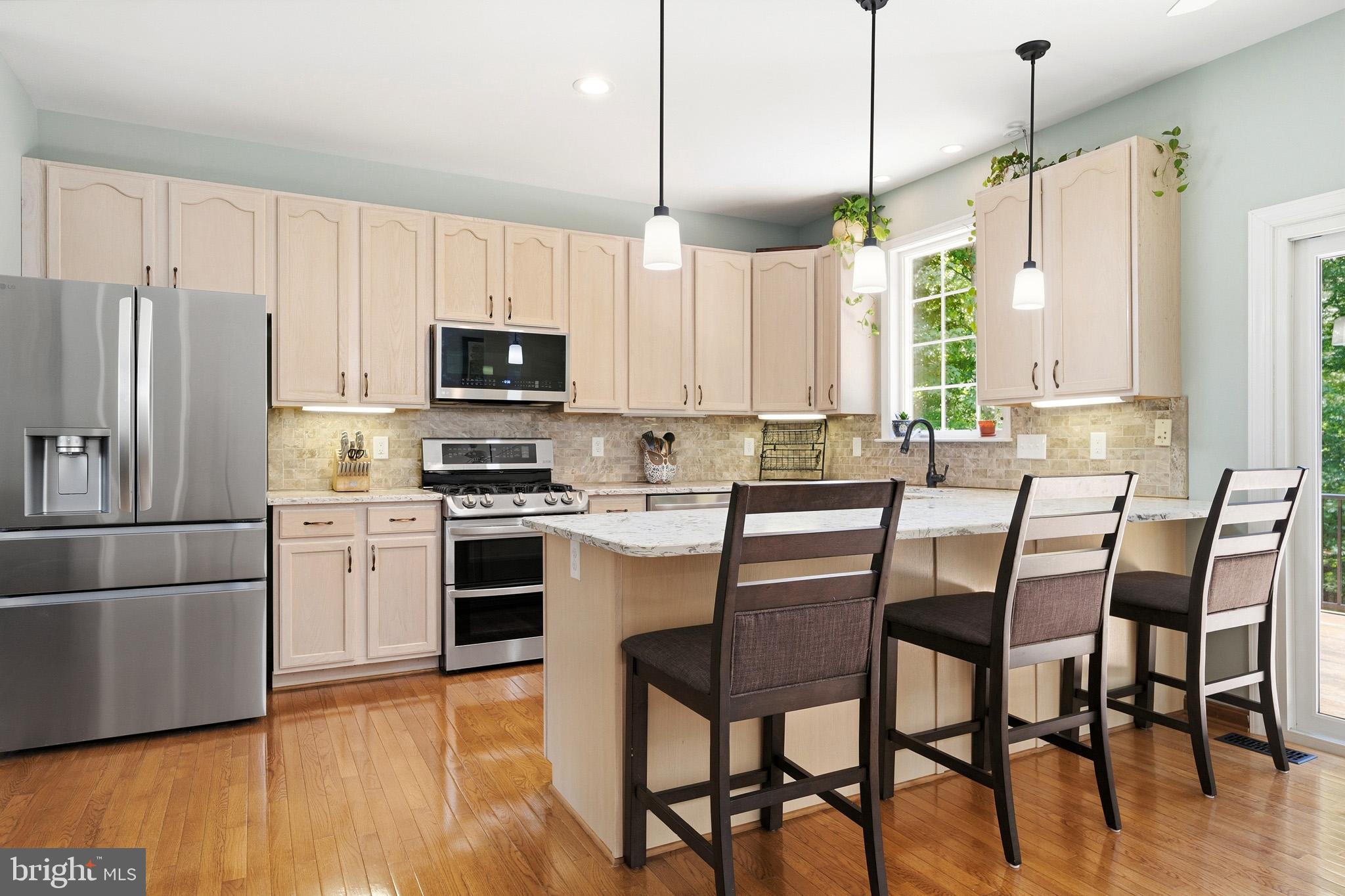 3148 Holland Cliffs Road Huntingtown, MD 20639 - Photo 13 of 61 An entertainer's dream kitchen!