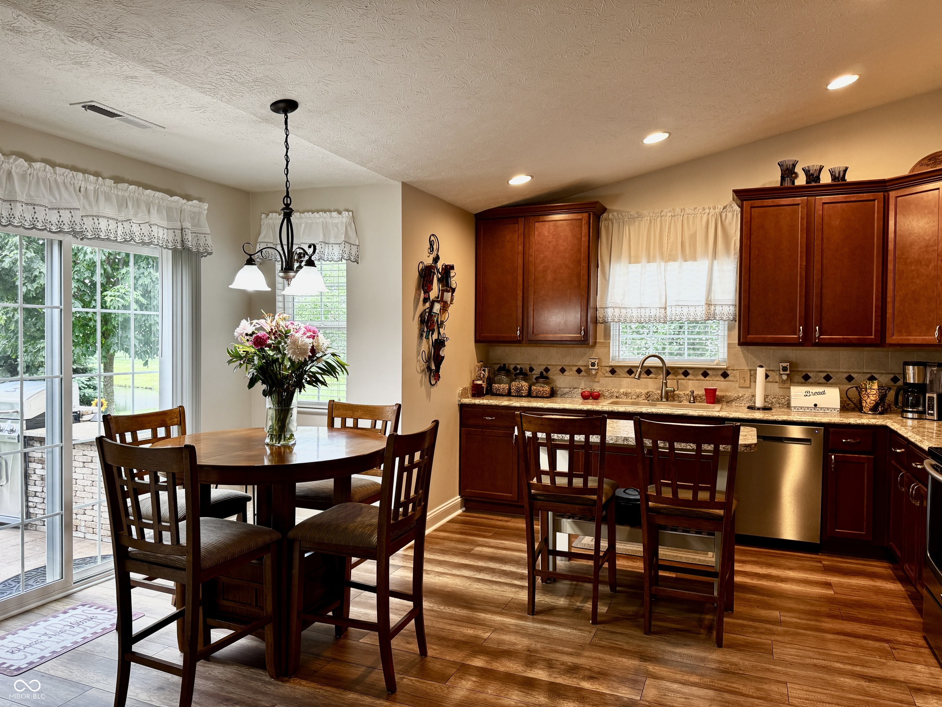 2275 Spring Dipper Drive Greenfield, IN 46140 - Photo 9 of 43