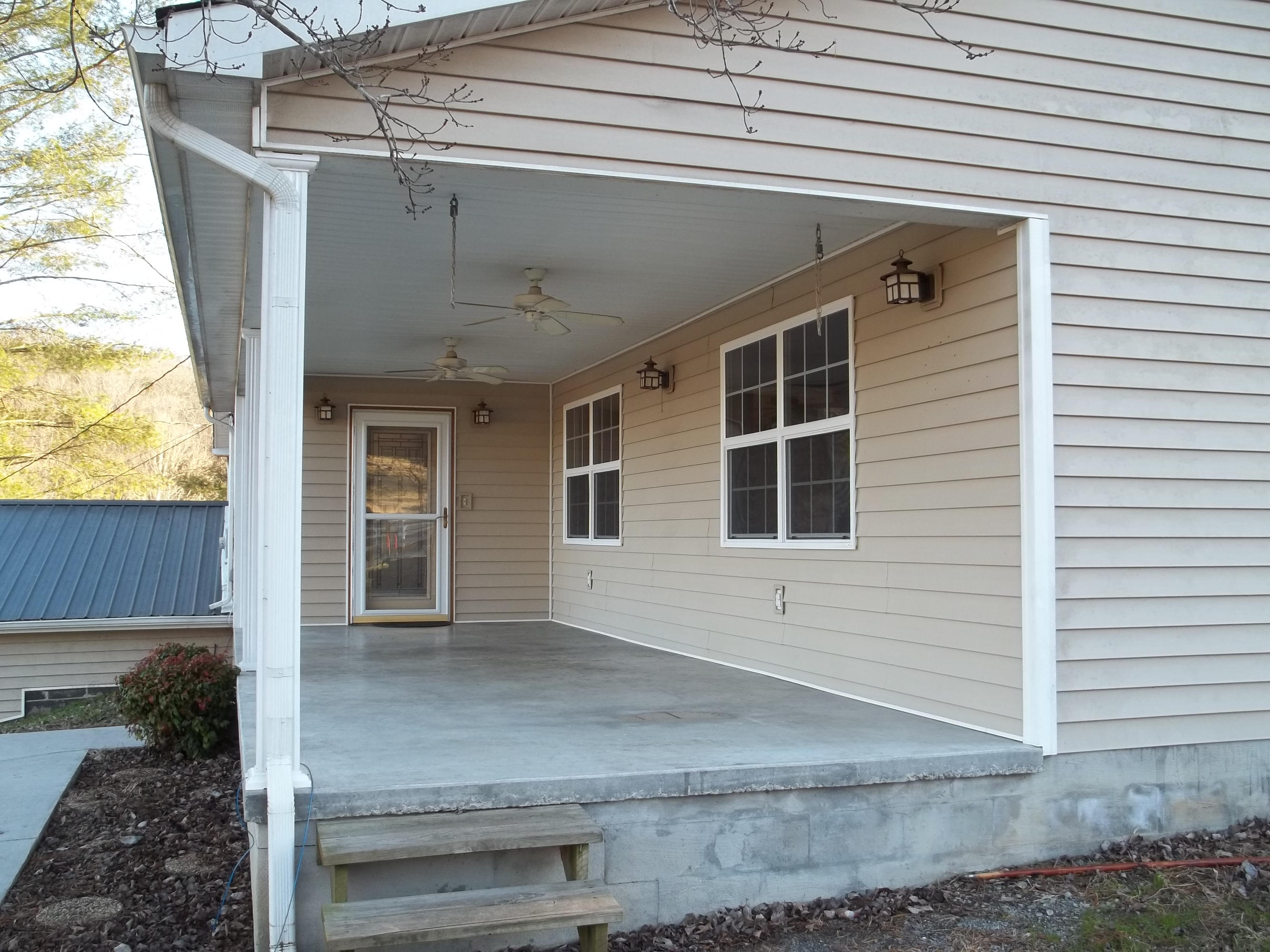 2766 Hinds Creek Road Heiskell, TN 37754 - Photo 2 of 24 100_5103