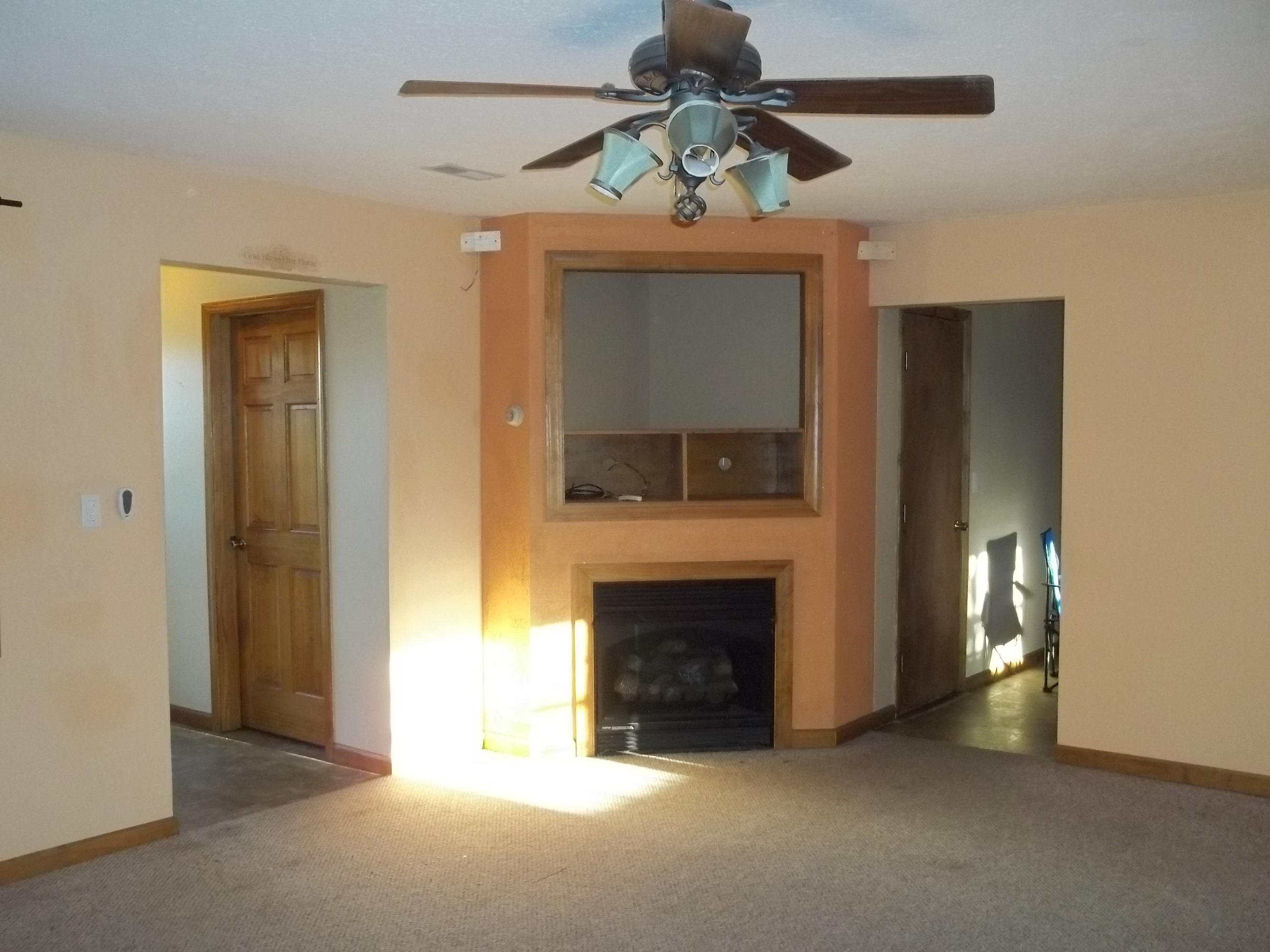 2766 Hinds Creek Road Heiskell, TN 37754 - Photo 5 of 24 100_5104