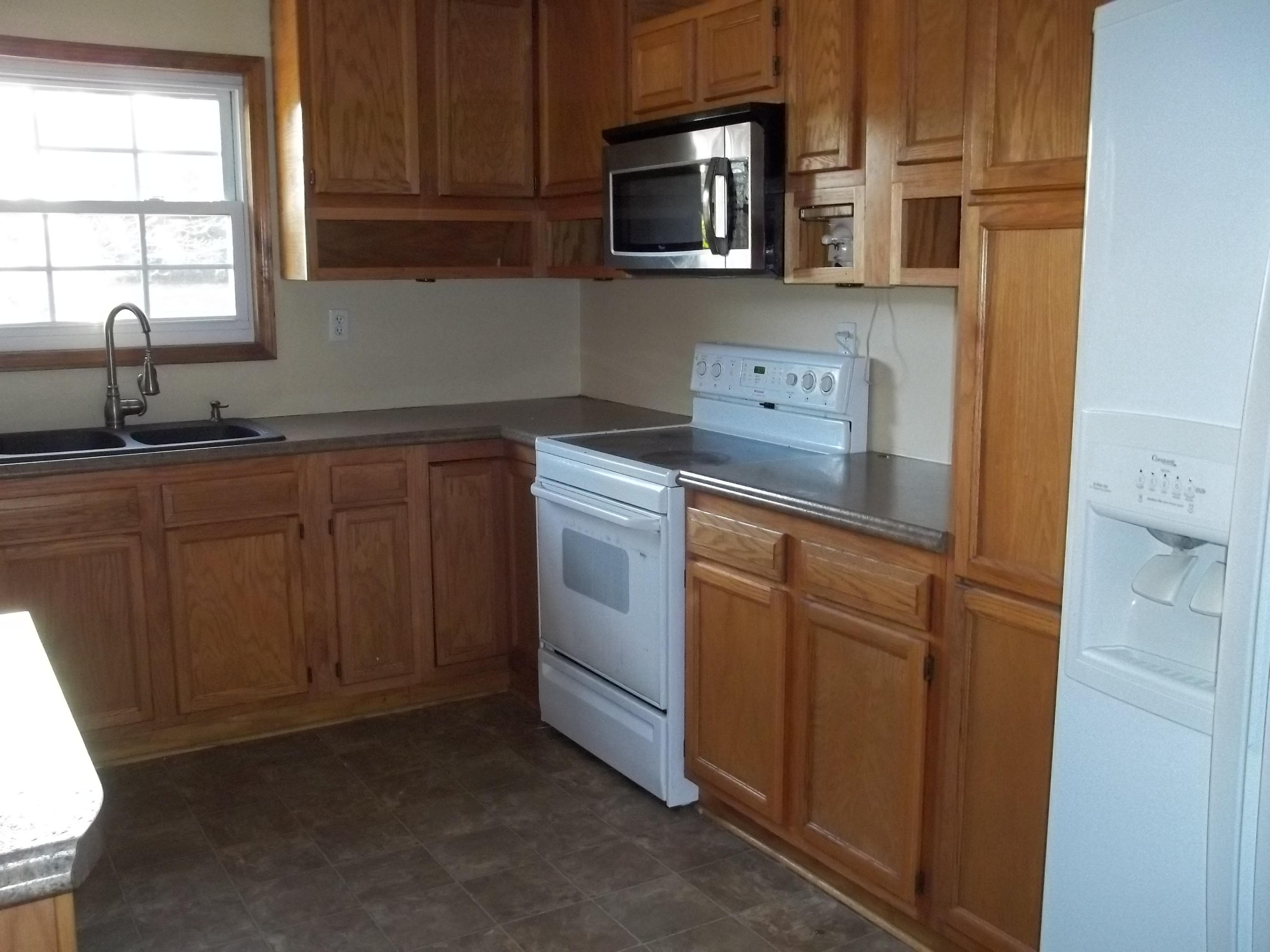 2766 Hinds Creek Road Heiskell, TN 37754 - Photo 10 of 24 100_5105