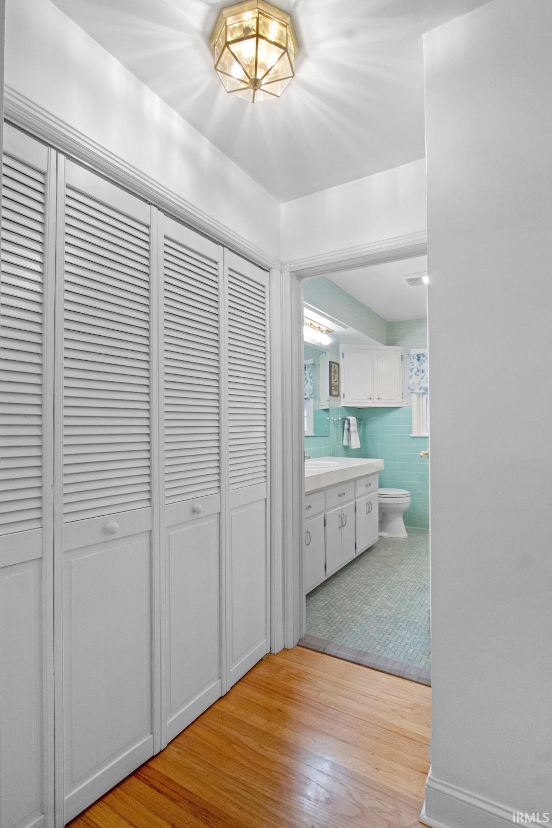 1200 South Burkhardt Road Evansville, IN 47715 - Photo 17 of 36