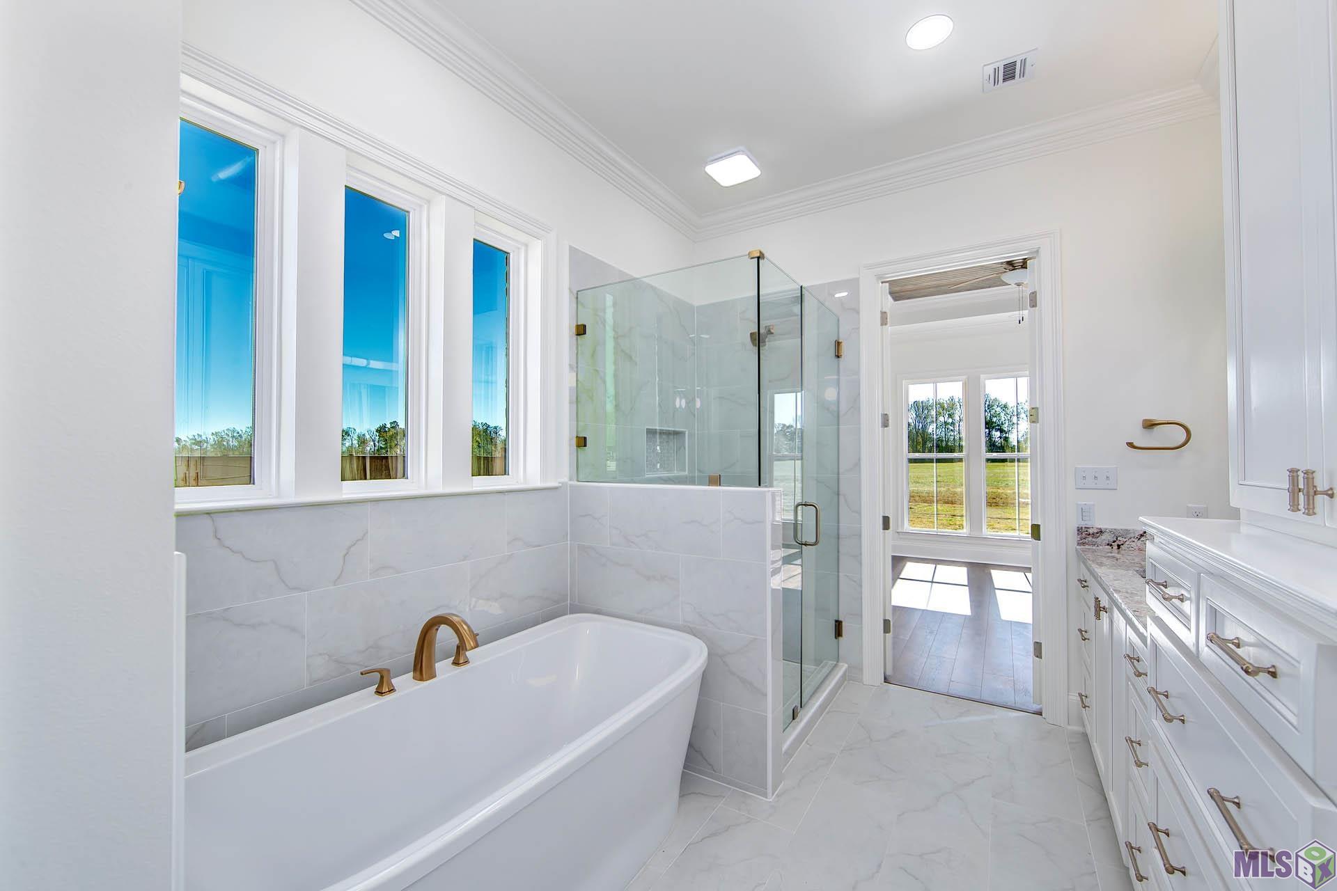 222 Rue Richard Gray, LA 70359 - Photo 8 of 22