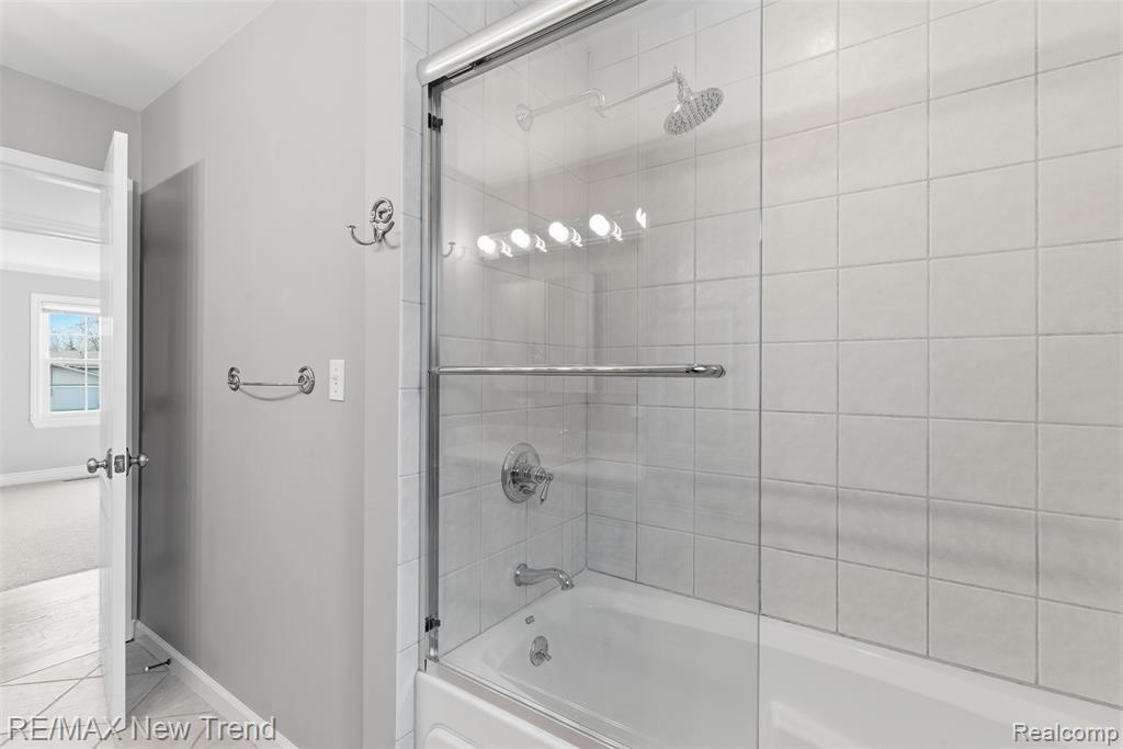 1043 Westview Road Bloomfield Hills, MI 48304 - Photo 30 of 43