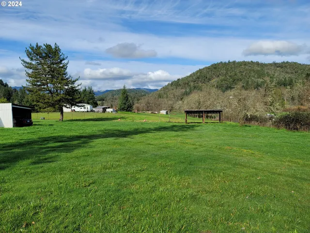 $300,000 | 449 Evergreen Ridge Road, Riddle, OR 97469